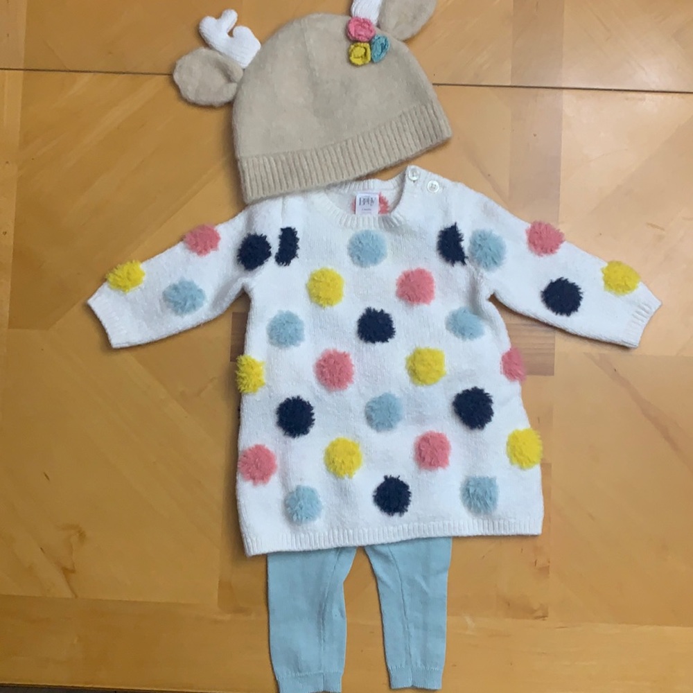 Baby (3 months) polk a dot winter outfit with matching hat.